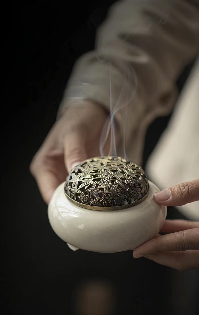 The Health Benefits of Using Incense: A Closer Look